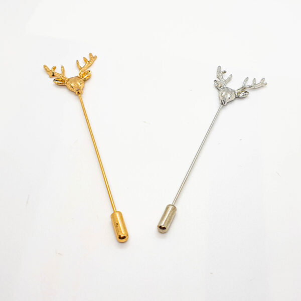 Brosa barbati sacou cerb